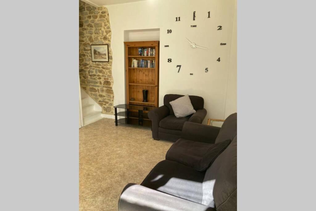 La Petite Maison - Self Catering Pre-en-Pail-Saint-Samson Exteriör bild